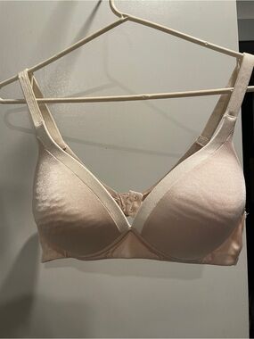 Warner's Gentle Comfort Wireless Bra - Blush/Cream size 38B